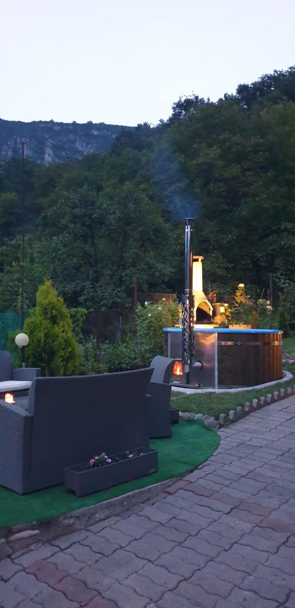 Cazare Casa Sandra Băile Herculane Exteriér fotografie